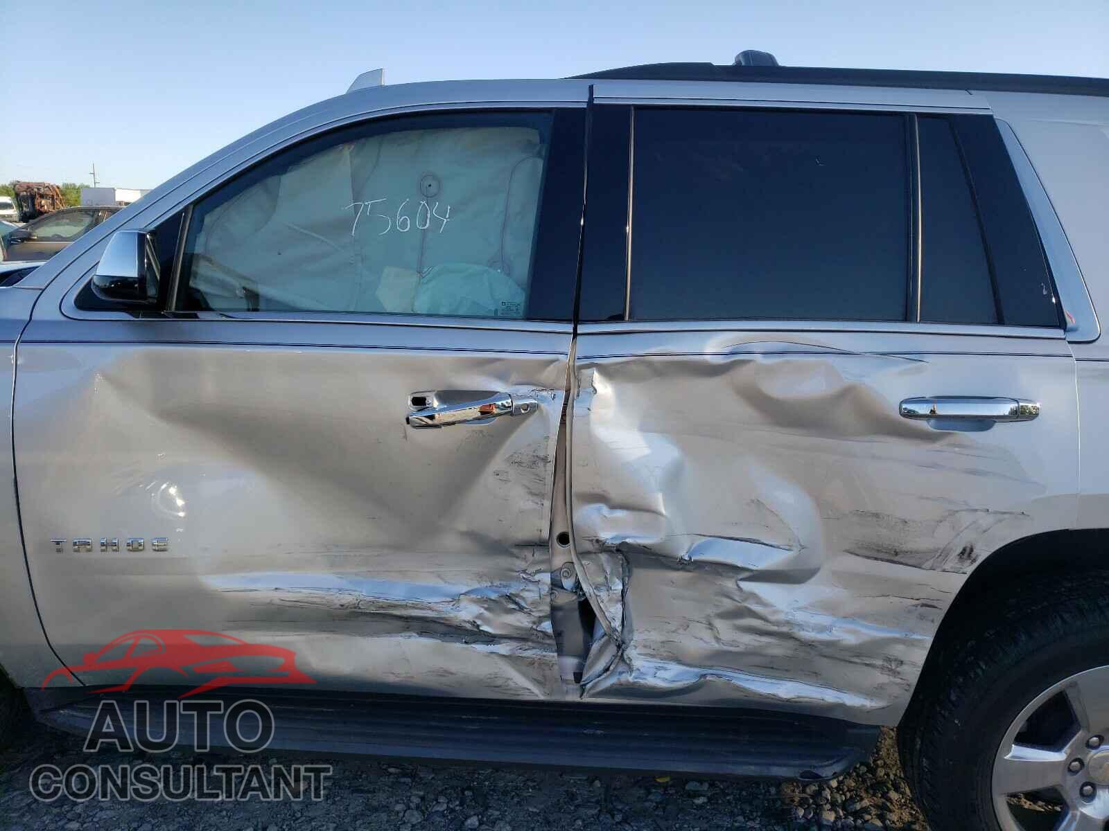 CHEVROLET TAHOE 2017 - 1GNSCBKC2HR126748