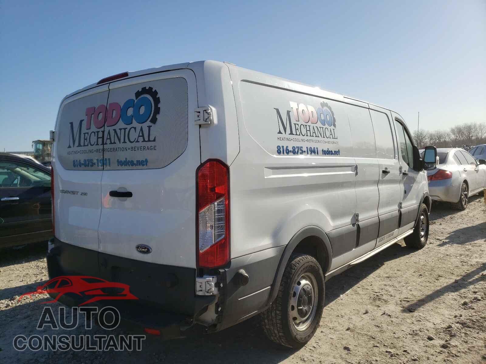 FORD TRANSIT CO 2017 - 1FTYR2ZM8HKA49473