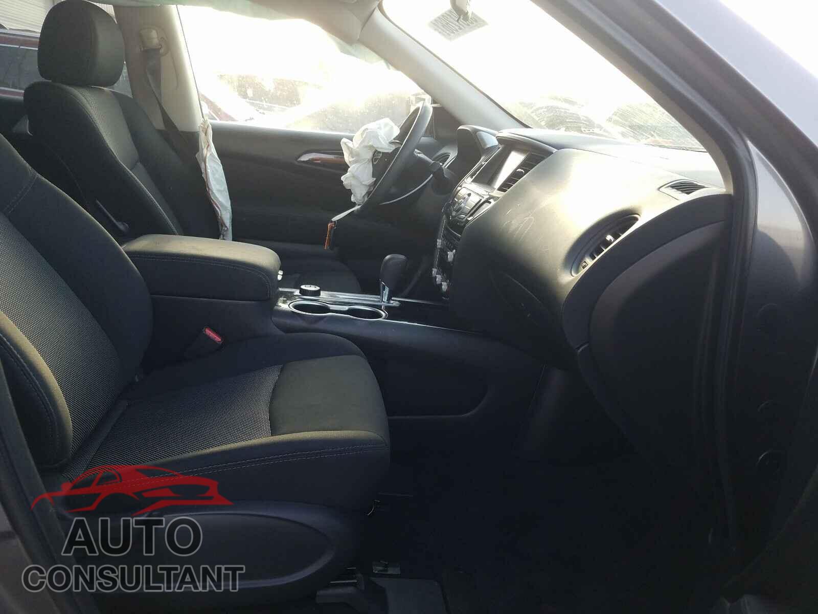 NISSAN PATHFINDER 2017 - 5N1DR2MM7HC698211