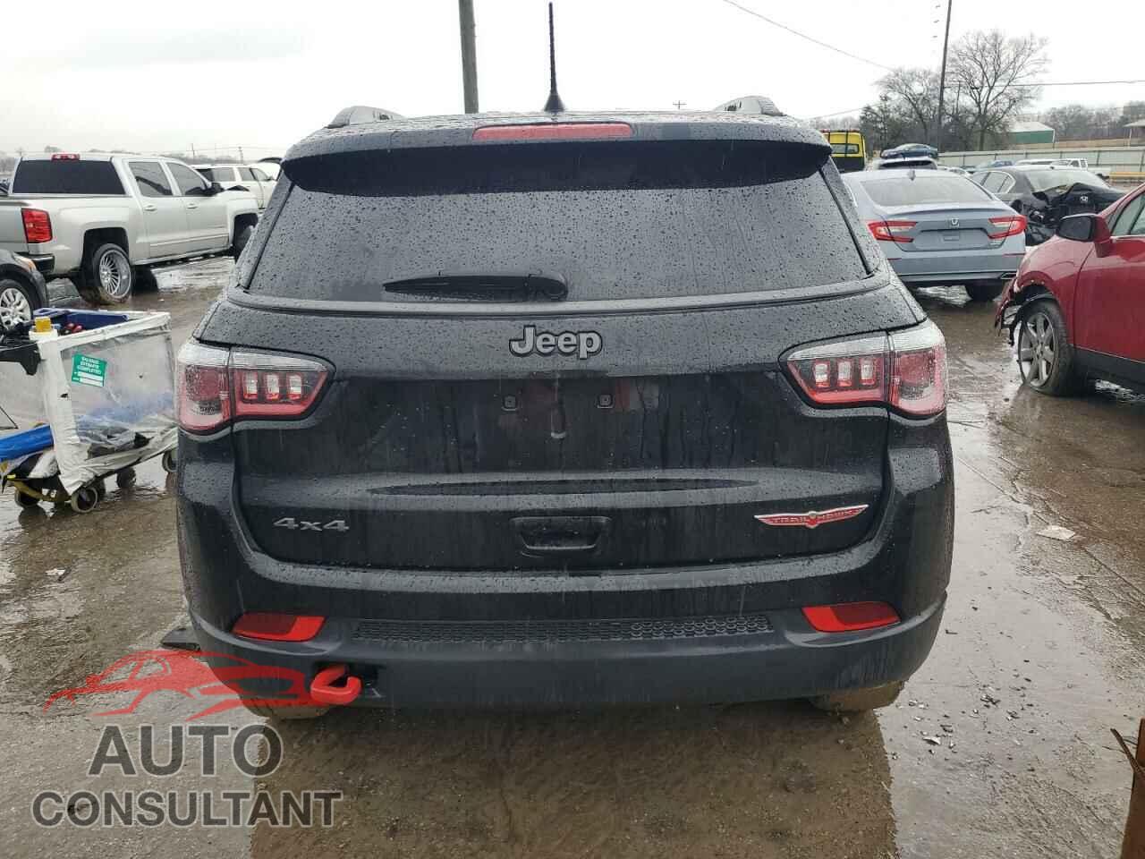 JEEP COMPASS 2019 - 3C4NJDDB8KT704068