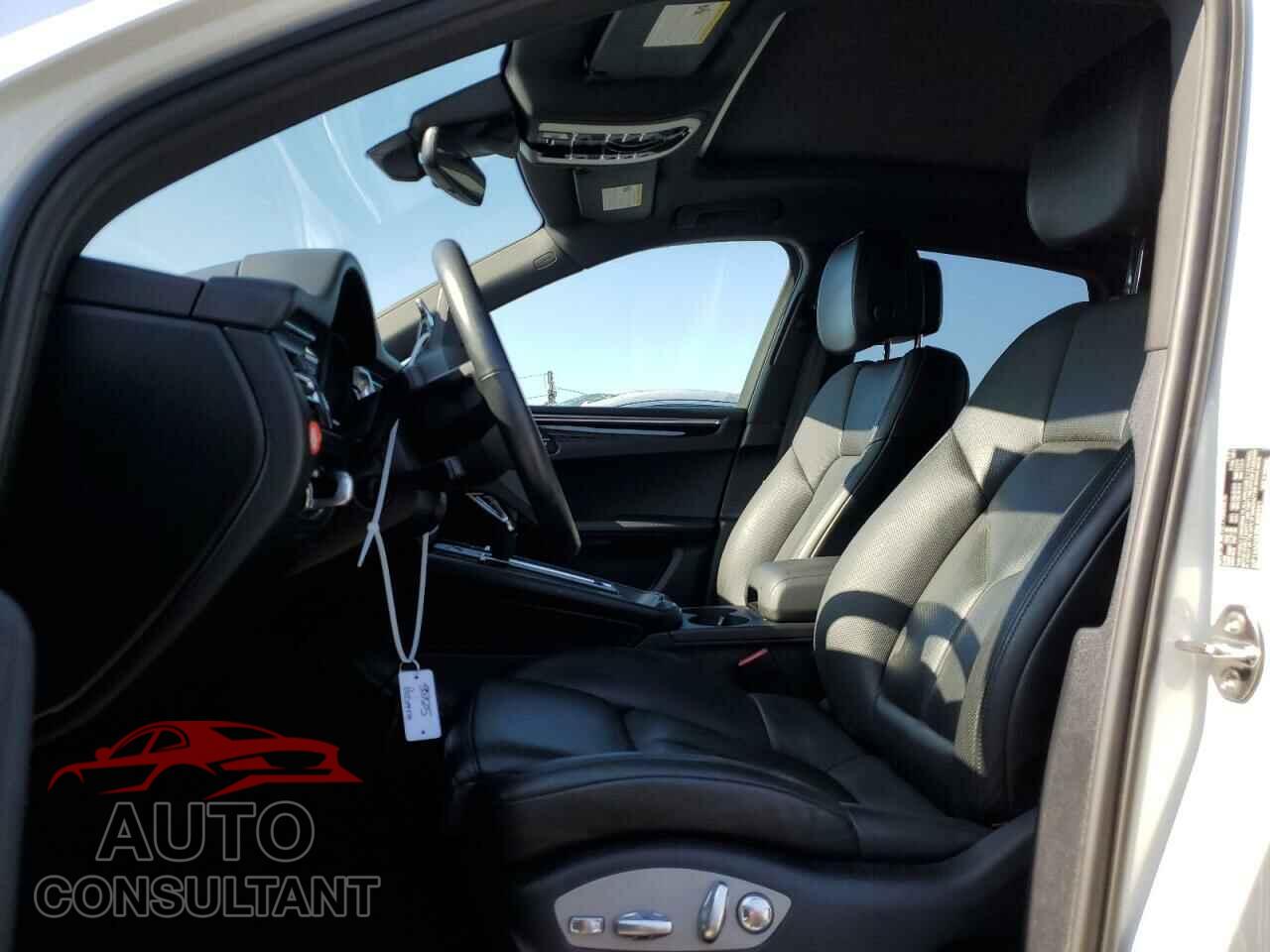 PORSCHE MACAN 2022 - WP1AA2A53NLB00931