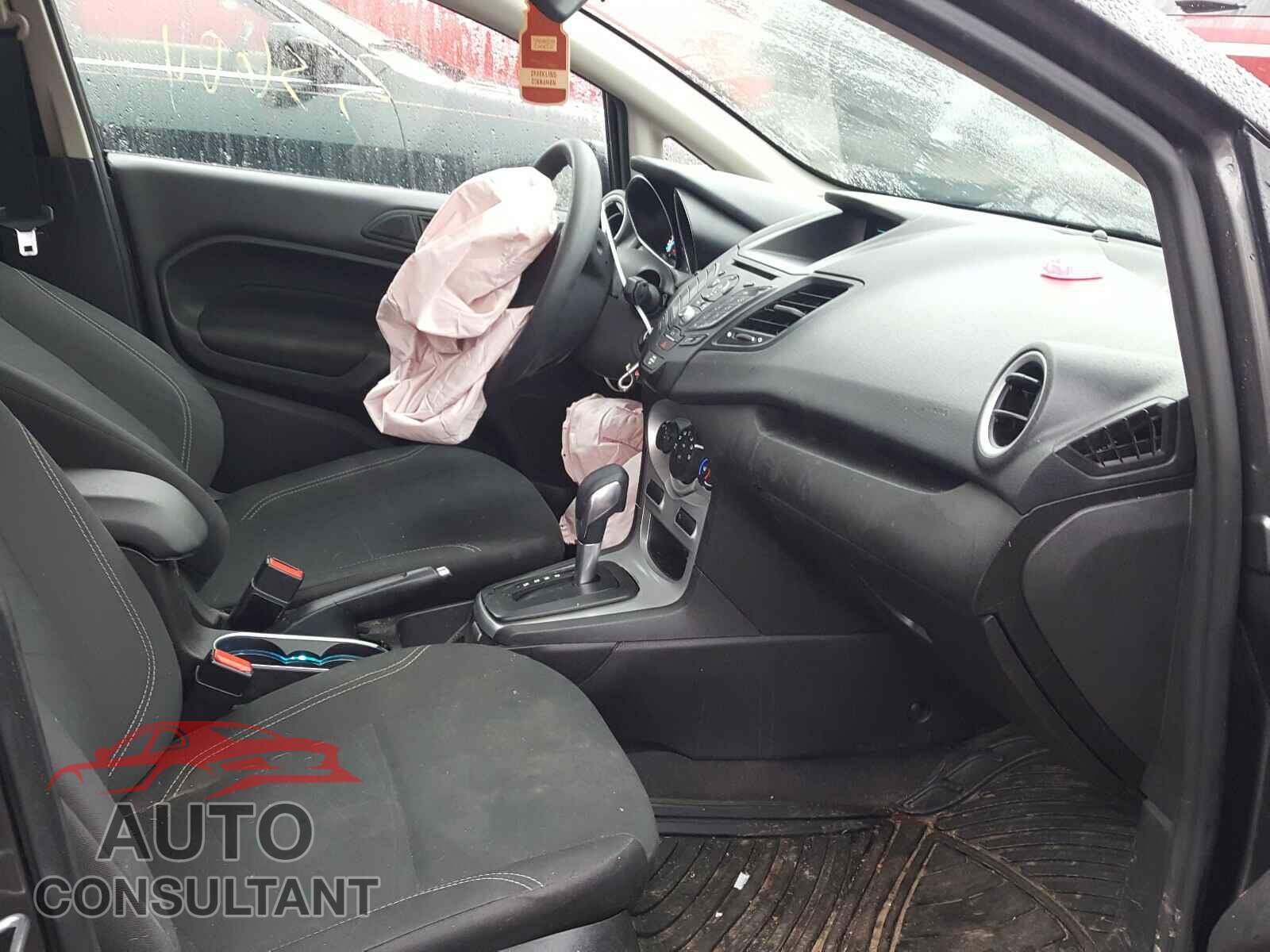 FORD FIESTA 2017 - 3FADP4EJ3HM152665
