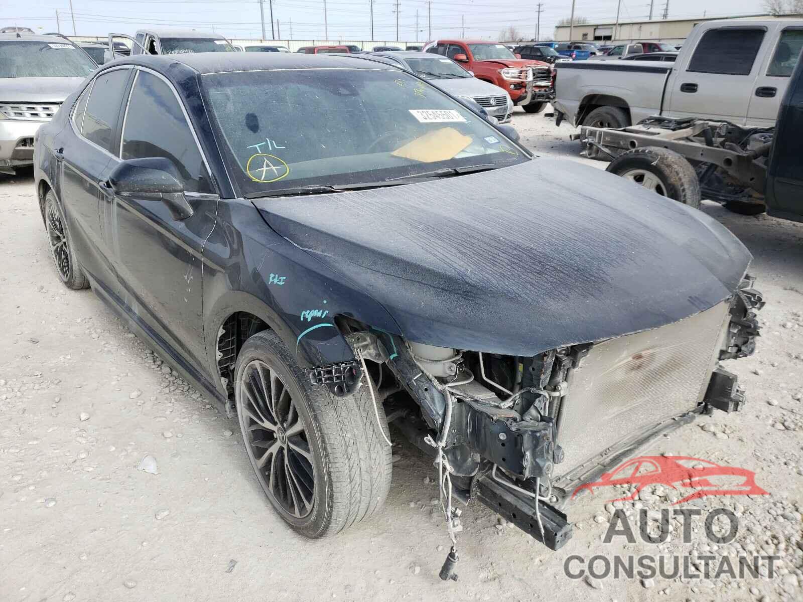 TOYOTA CAMRY 2018 - JTNB11HK8J3013687