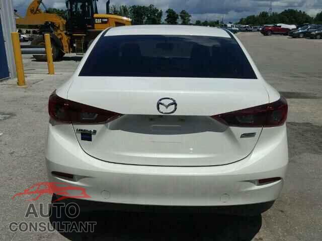 MAZDA 3 2016 - 4JGFB4KBXLA218631