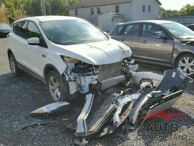 FORD ESCAPE 2015 - 1FMCU9G95FUA48553