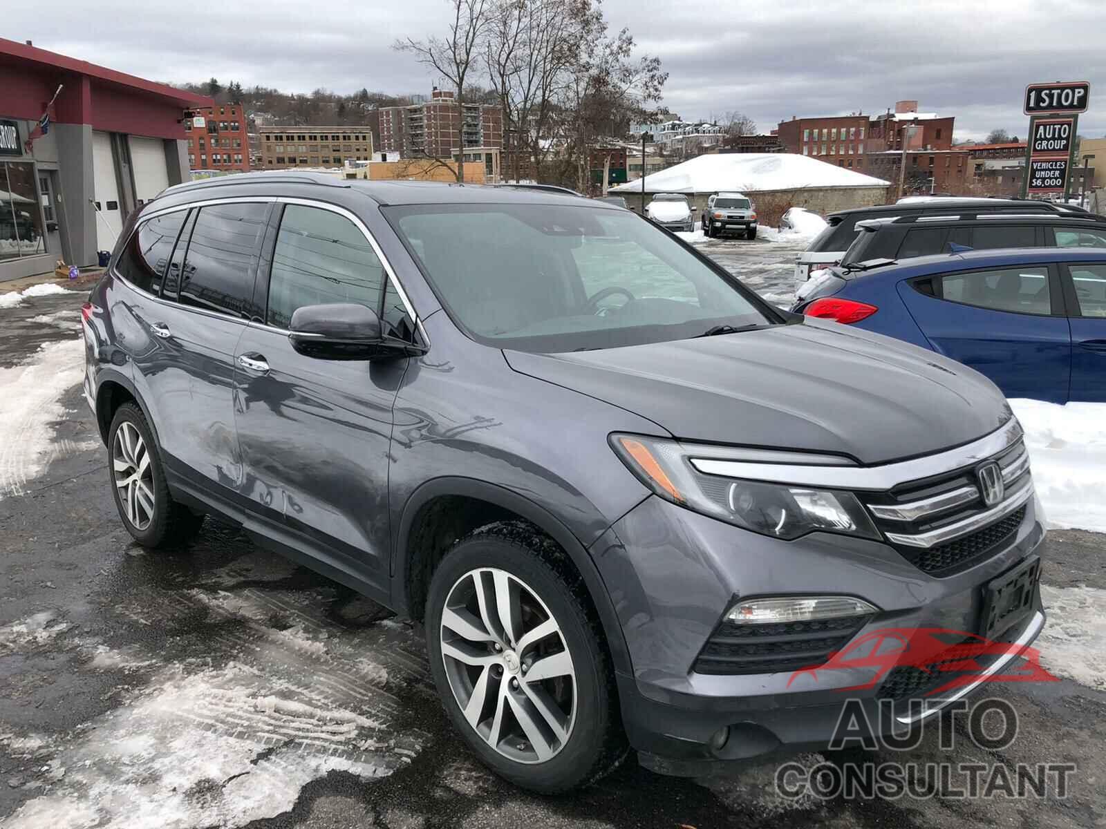 HONDA PILOT 2016 - 5FNYF6H0XGB025945