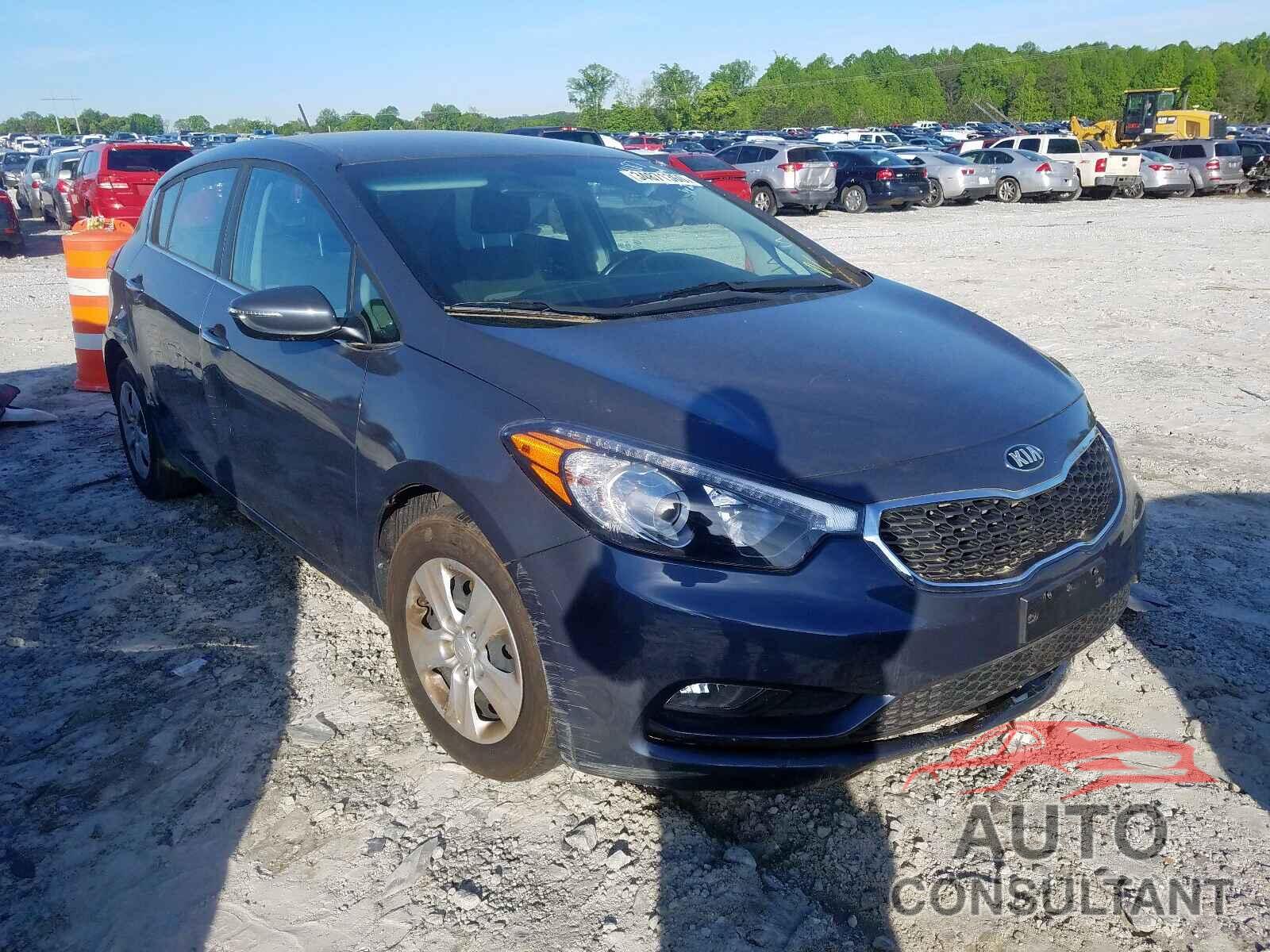 KIA FORTE 2016 - KNAFX5A8XG5627080