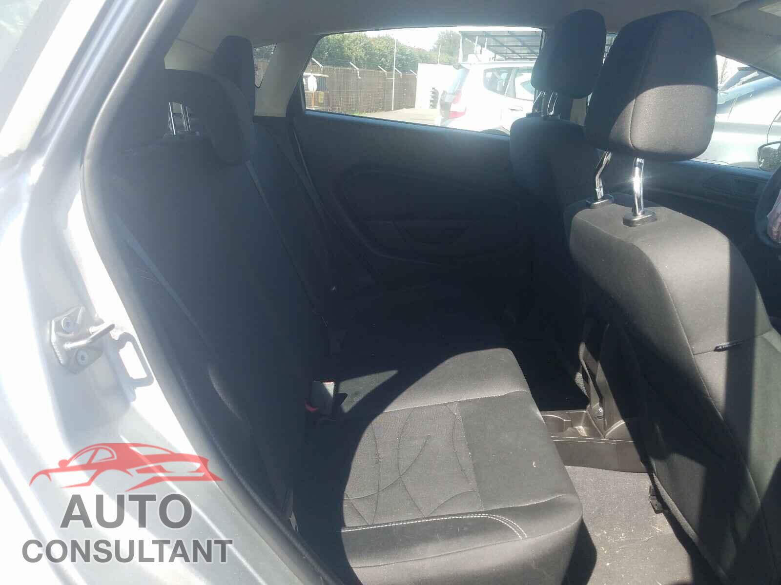 FORD FIESTA 2017 - 3FADP4EJ2HM168520