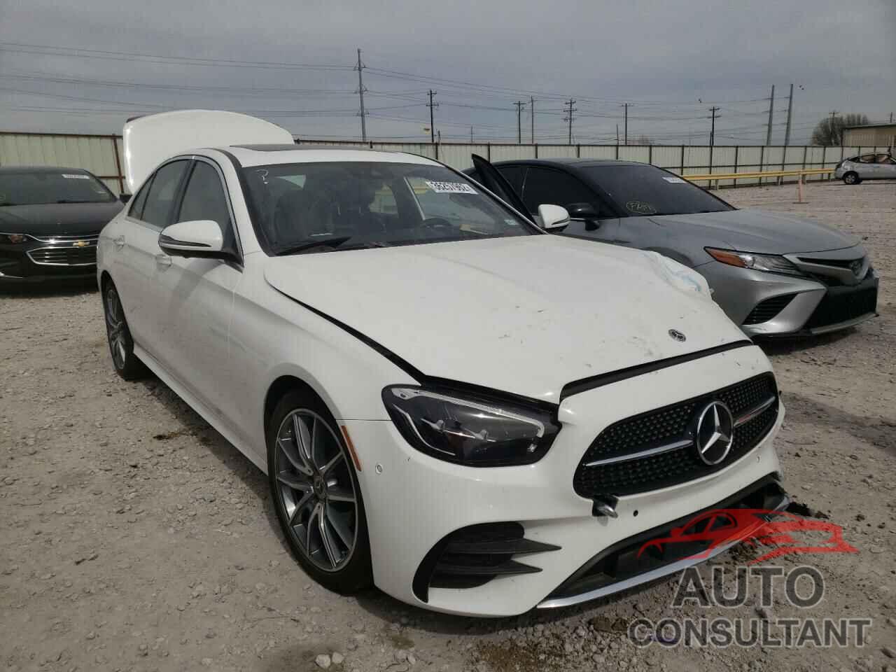 MERCEDES-BENZ E-CLASS 2021 - W1KZF8DB4MA978474
