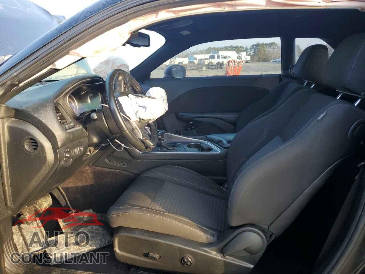 DODGE CHALLENGER 2018 - 2C3CDZAG5JH318005