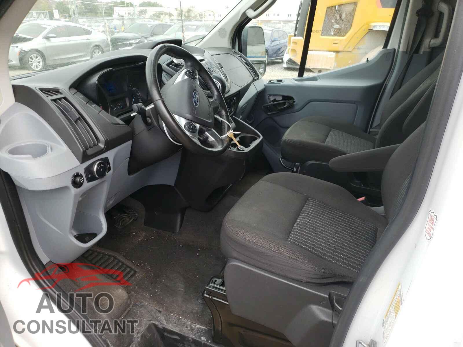 FORD TRANSIT CO 2017 - 1FBZX2YM0HKA47104