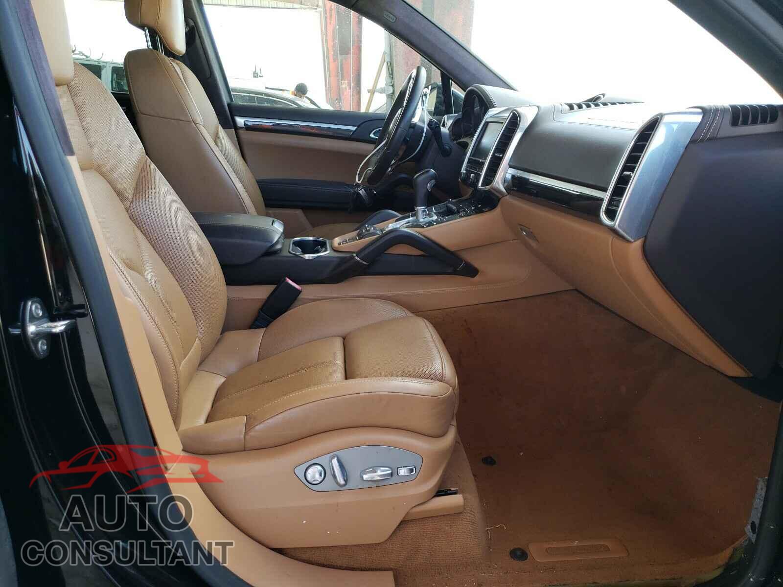 PORSCHE CAYENNE 2016 - WP1AD2A25GLA70430
