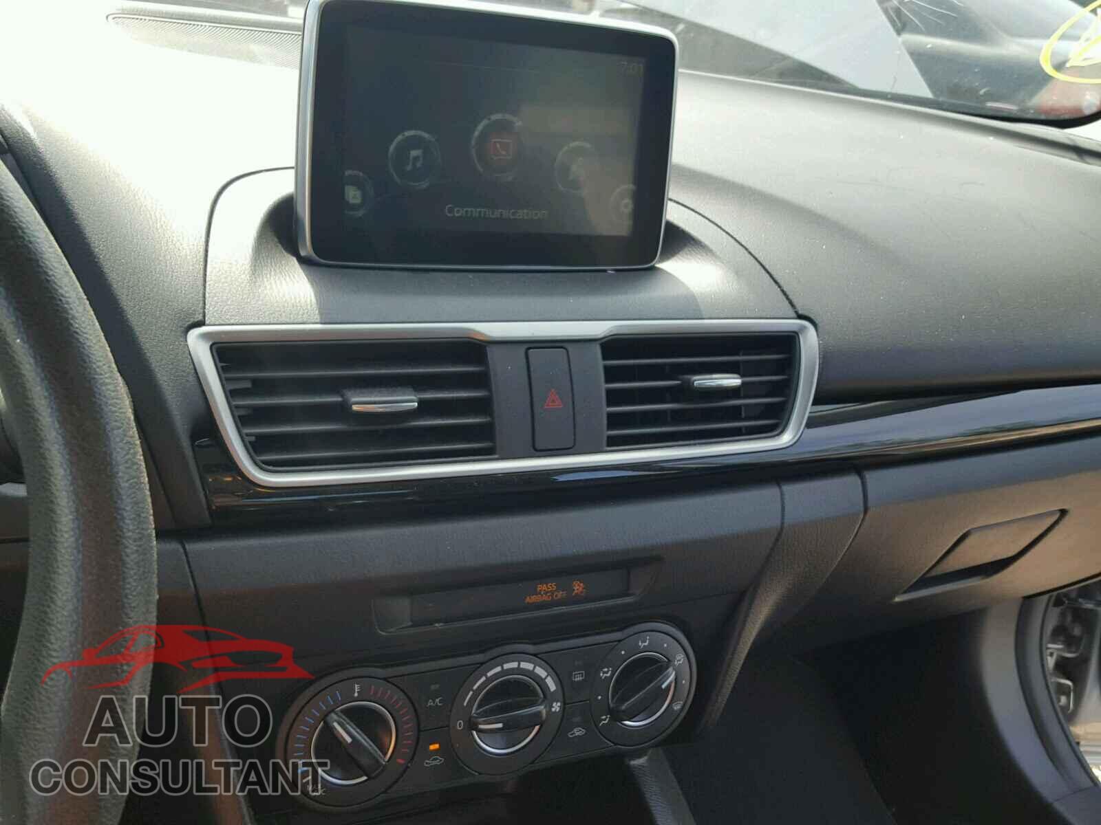 MAZDA 3 2016 - 3MZBM1U79GM302563