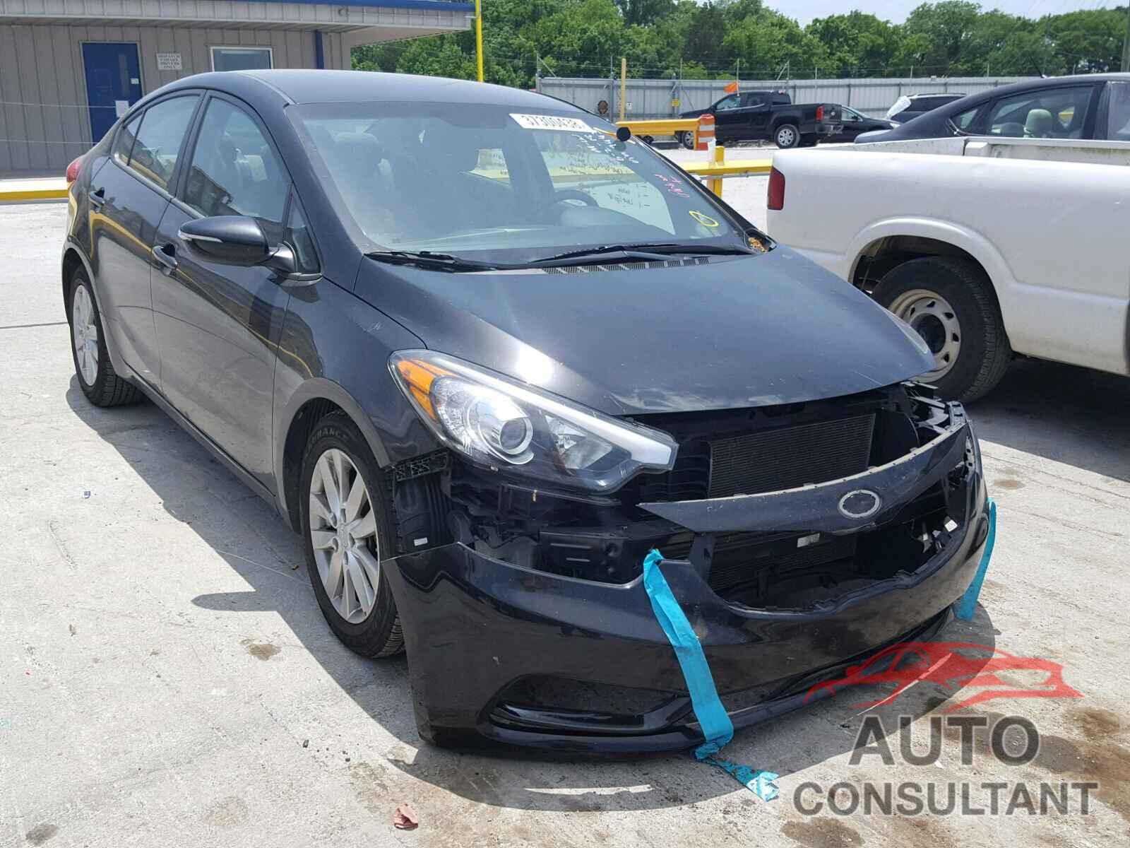 KIA FORTE 2016 - KNAFX4A6XG5439443