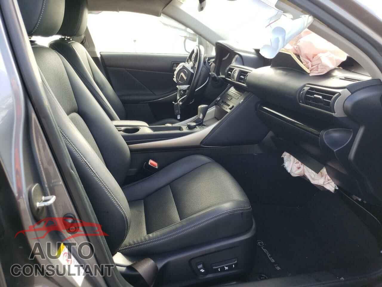 LEXUS IS 2017 - JTHBA1D21H5059644