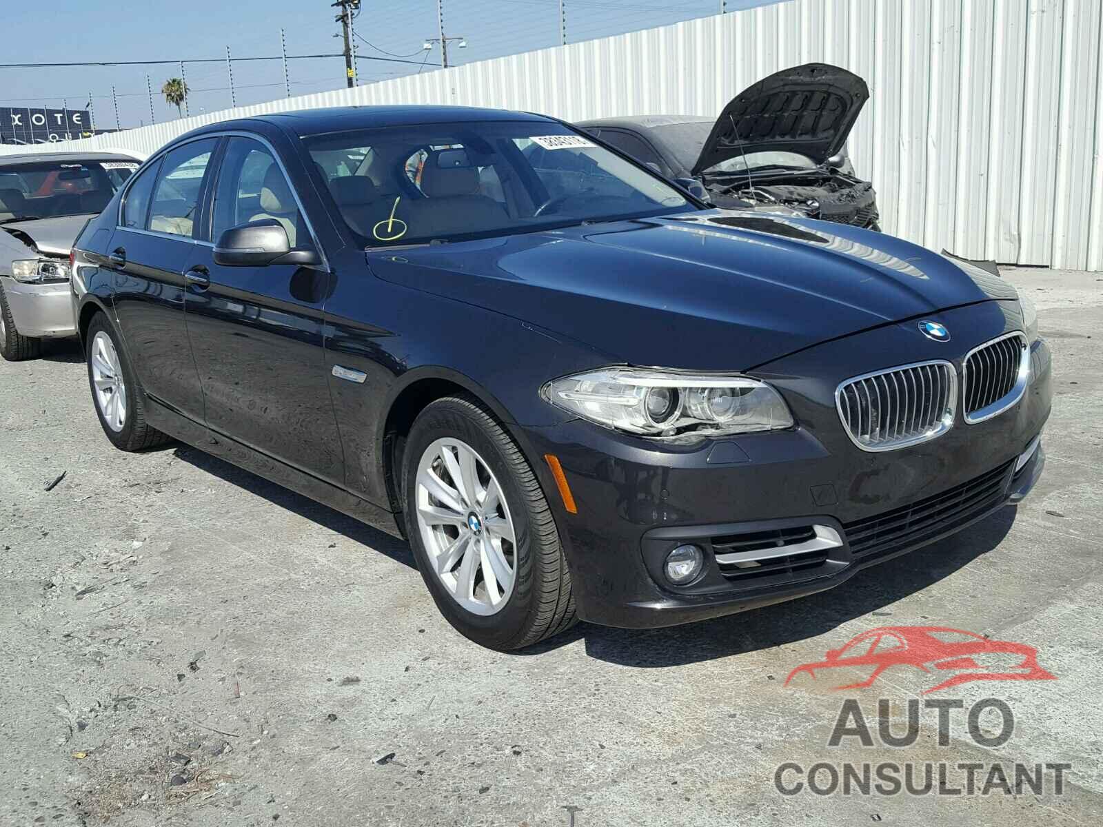 BMW 5 SERIES 2015 - WBA5A5C57FD520119