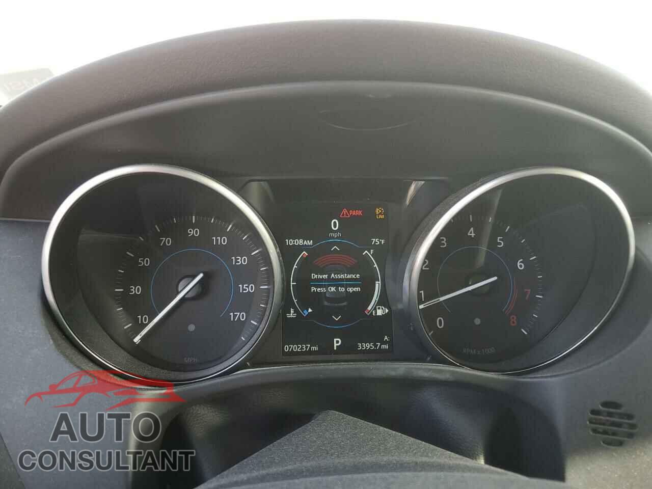 JAGUAR F-PACE 2017 - SADCL2BV2HA494090