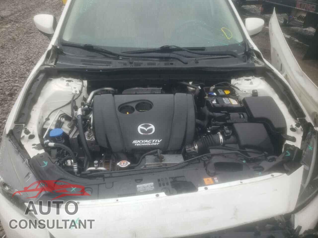 MAZDA 3 2017 - 3MZBN1U71HM134156