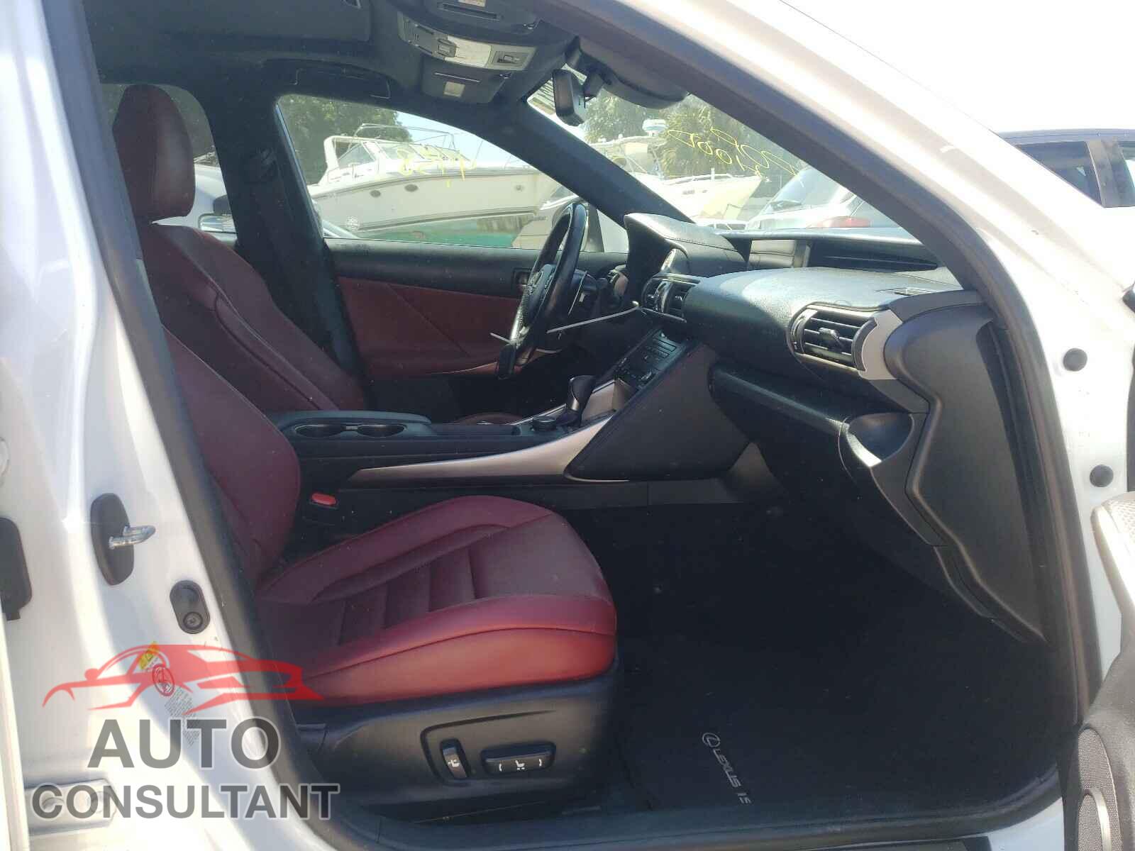 LEXUS IS 2017 - JTHBA1D23H5042652
