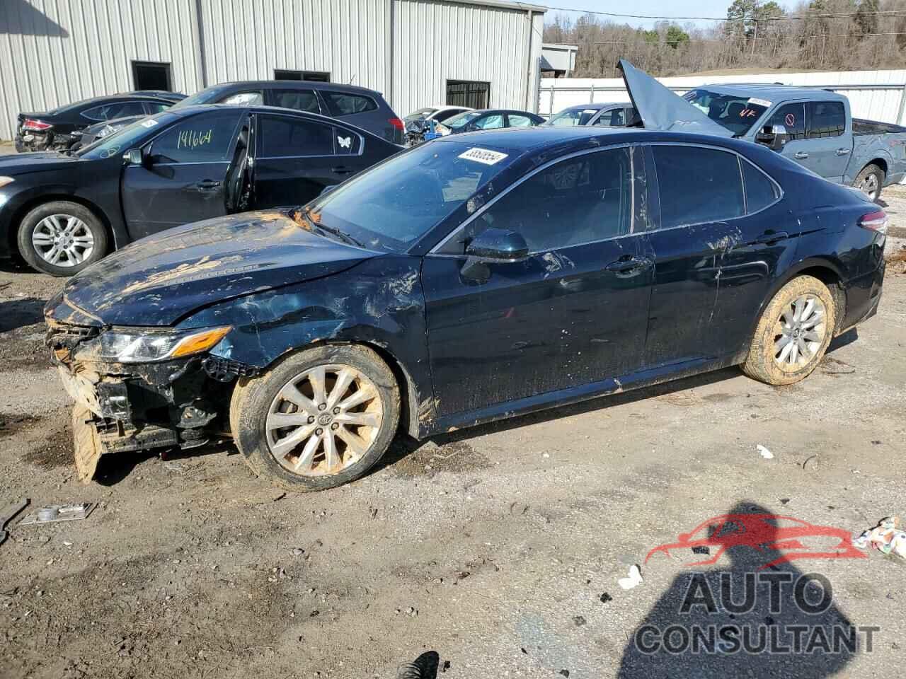 TOYOTA CAMRY 2018 - 4T1B11HK7JU523216