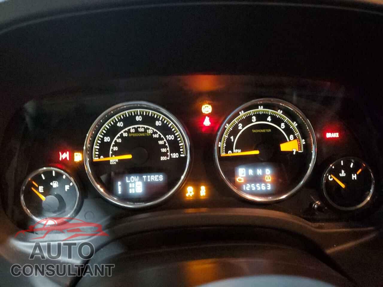 JEEP COMPASS 2015 - 1C4NJCCB4FD156335