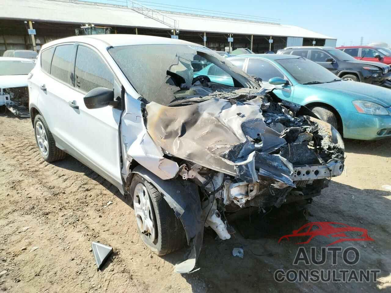 FORD ESCAPE 2017 - 1FMCU0F76HUC98205