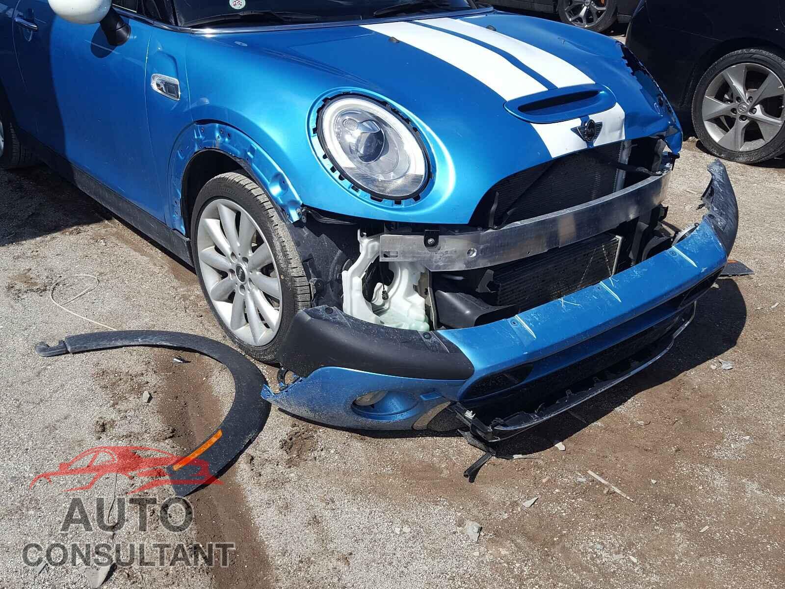 MINI COOPER 2015 - WMWXP7C53F2A59969