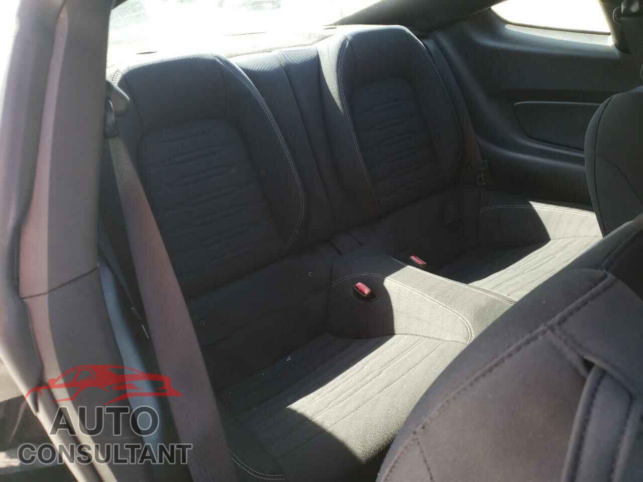 FORD MUSTANG 2017 - 1FA6P8TH5H5259383