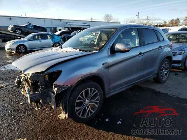MITSUBISHI OUTLANDER 2018 - JA4AR3AU7JZ004907