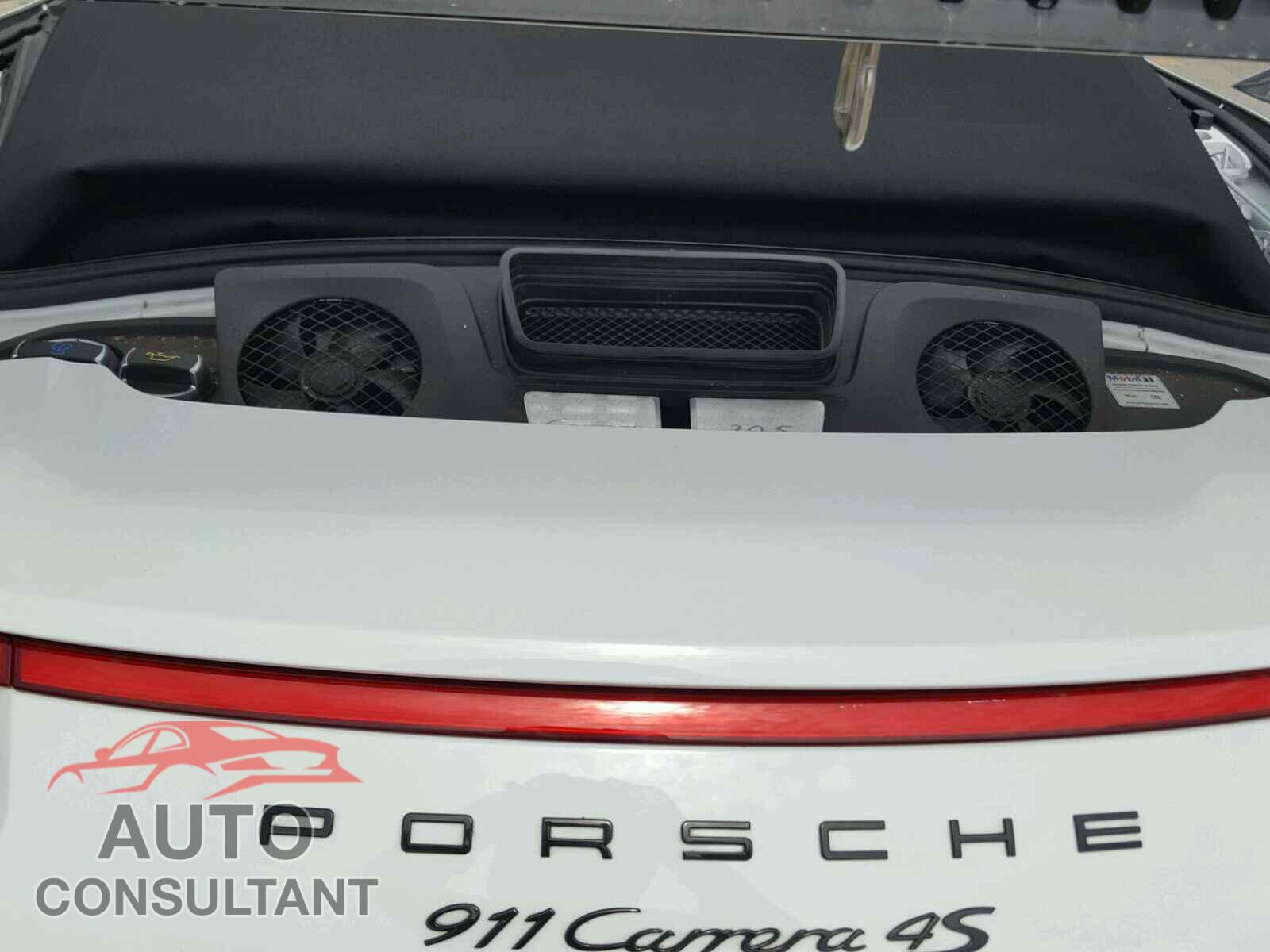 PORSCHE 911 2017 - WP0CB2A99HS155517