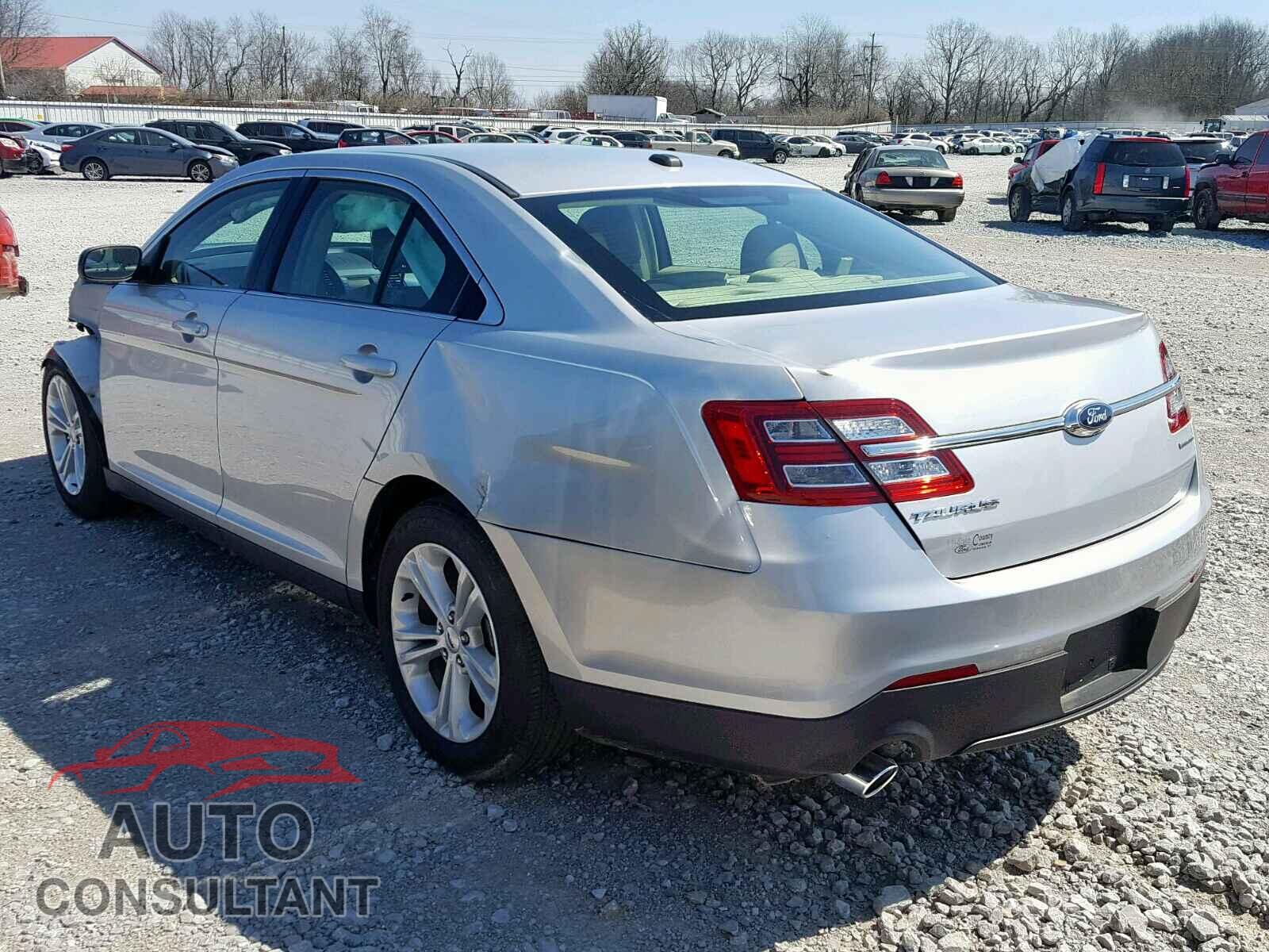 FORD TAURUS 2016 - 2HGFC2F62LH545420