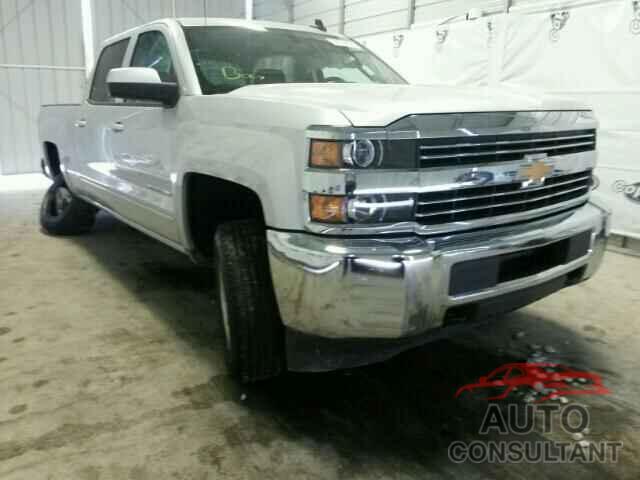 CHEVROLET SILVERADO 2015 - 1GC1CVEG6FF578236