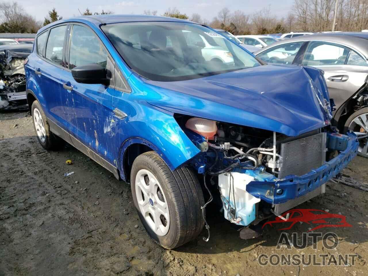 FORD ESCAPE 2017 - 1FMCU0F7XHUC71024