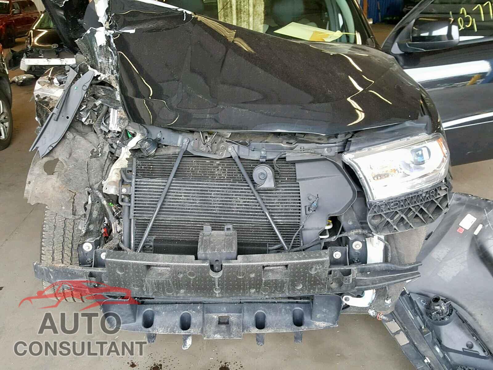 DODGE DURANGO SX 2015 - WDDZF4JB3KA556996