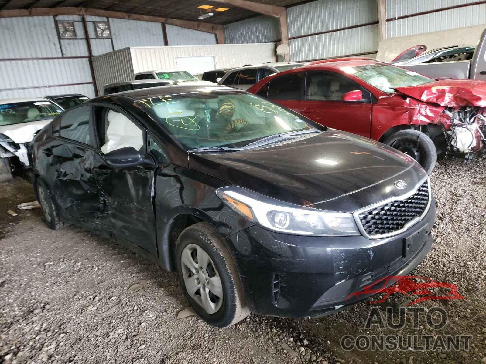 KIA FORTE 2018 - 3KPFK4A74JE225313