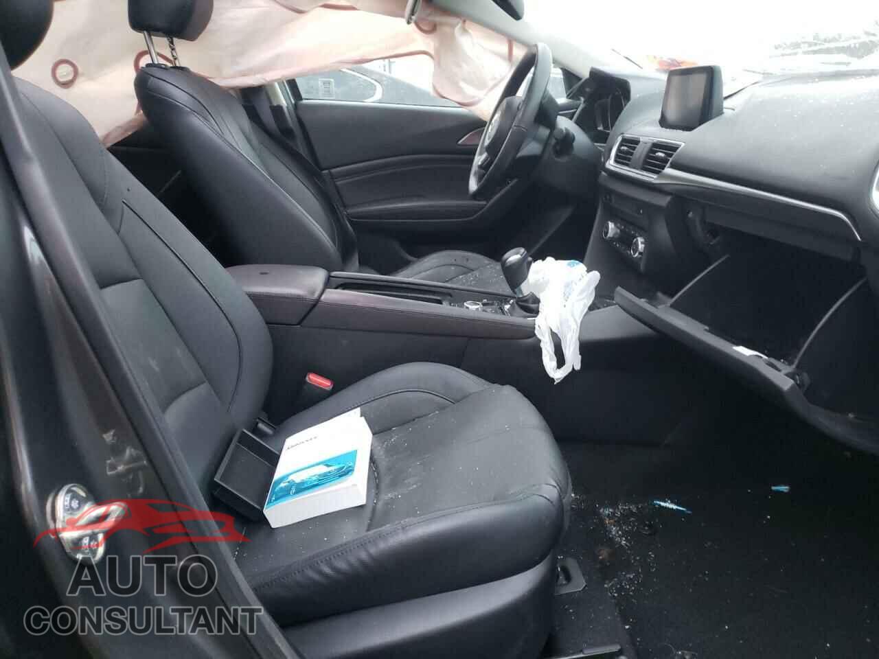 MAZDA 3 2017 - 3MZBN1M31HM142657