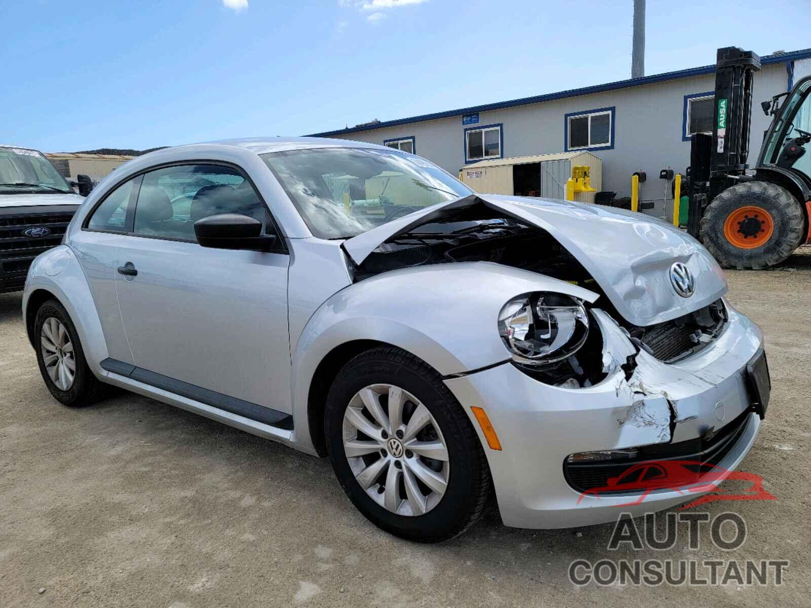 VOLKSWAGEN BEETLE 2016 - 3VWF17AT6GM602270