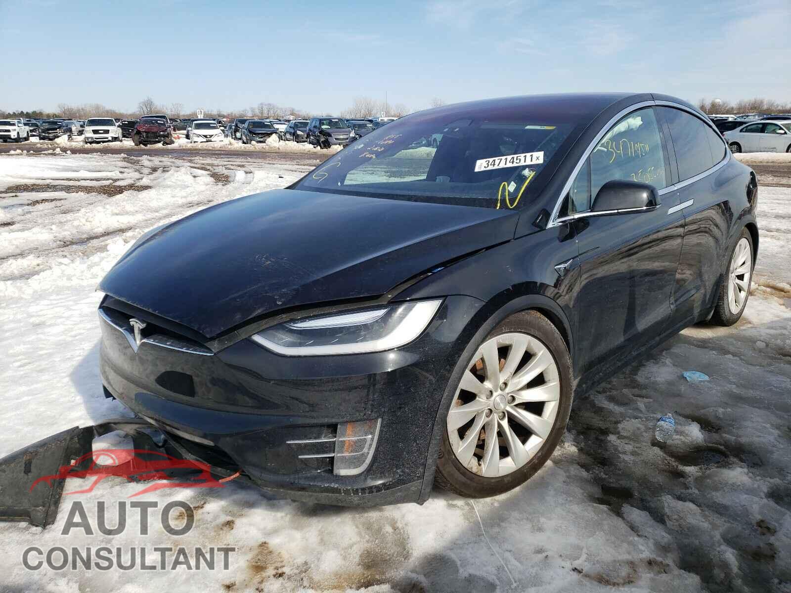 TESLA MODEL X 2017 - 5YJXCBE20HF057663
