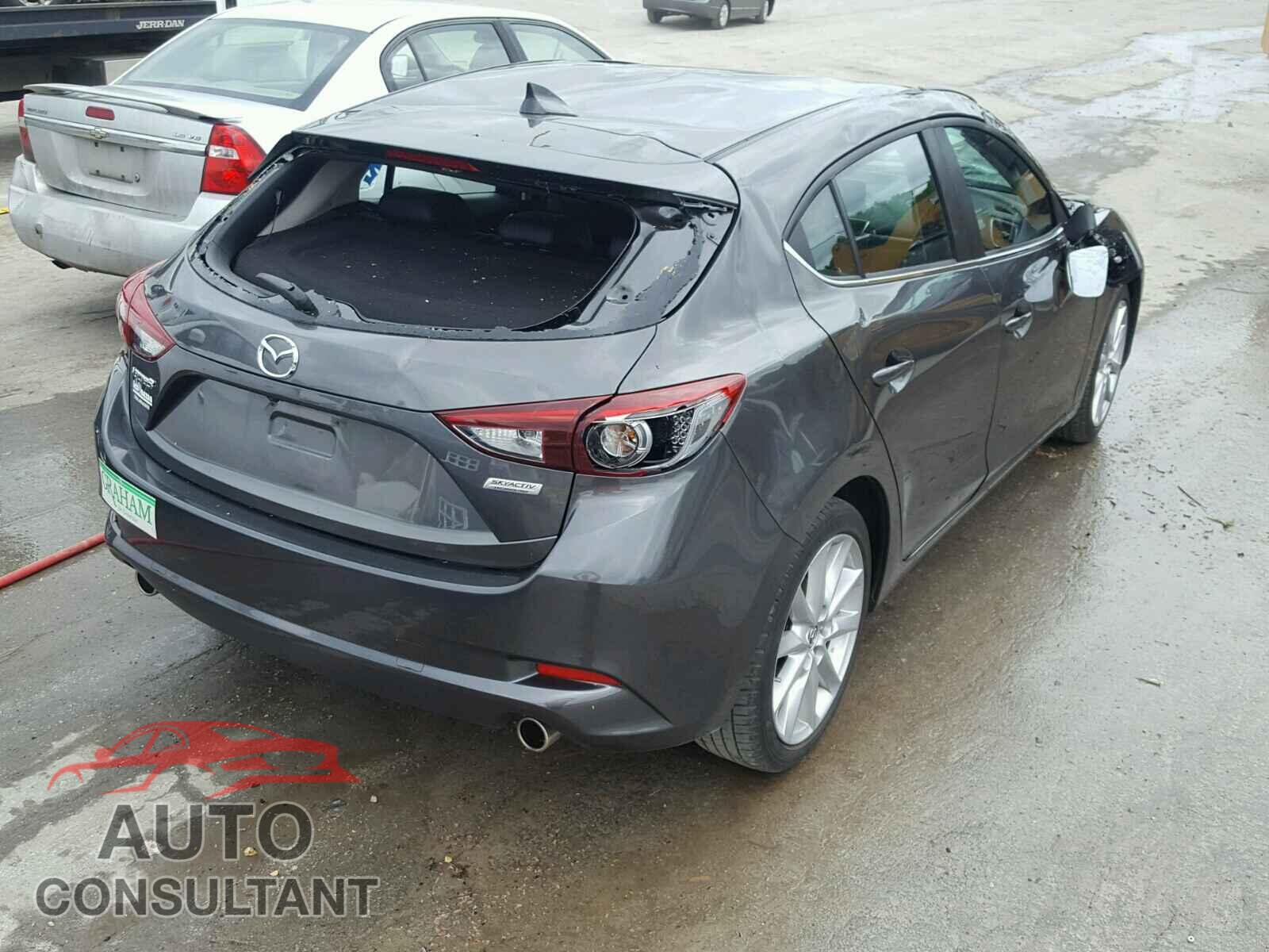 MAZDA 3 2017 - JM1BN1M39H1126092