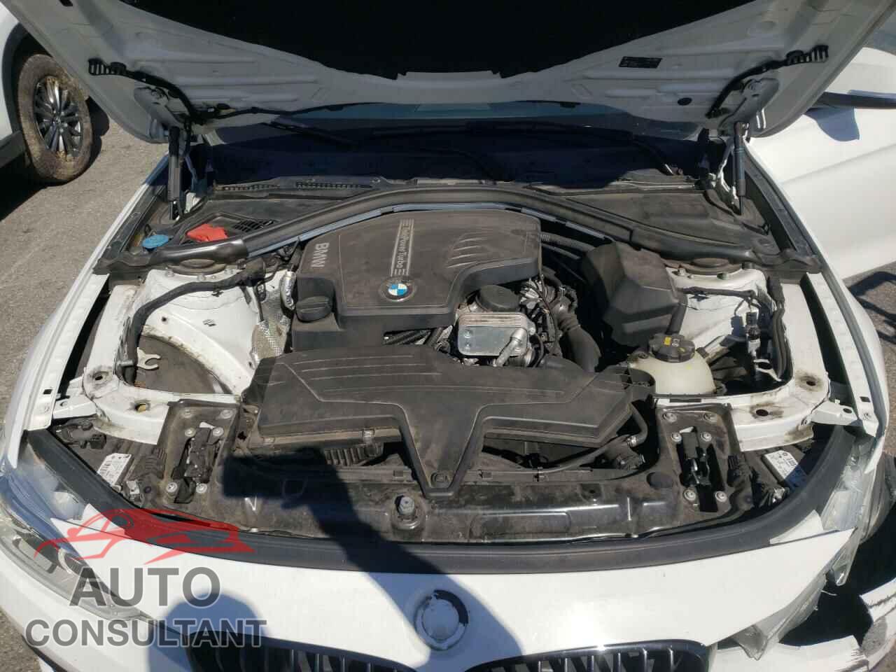 BMW 3 SERIES 2016 - WBA8E9G57GNU30421