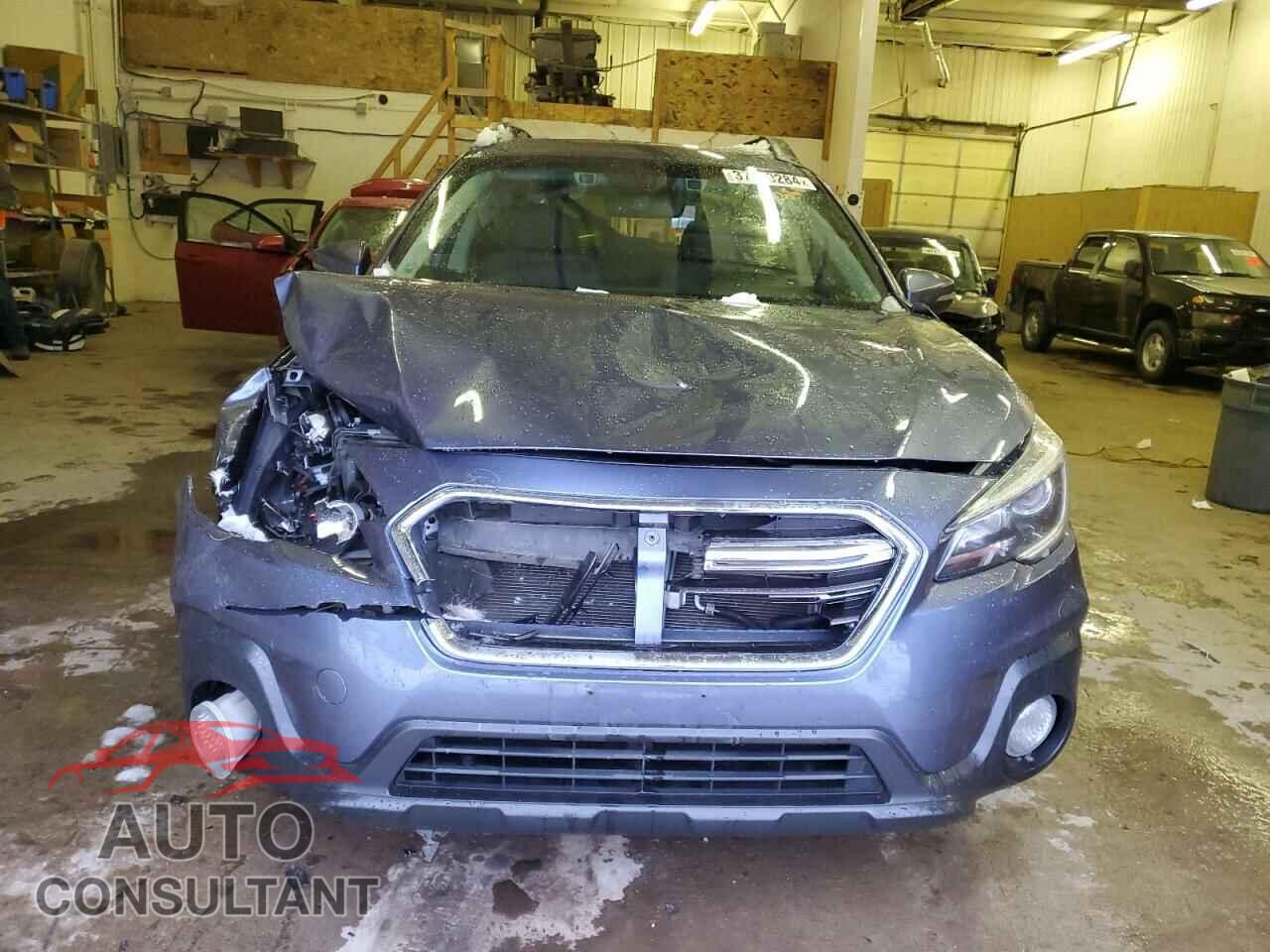 SUBARU OUTBACK 2018 - 4S4BSAFC2J3222075