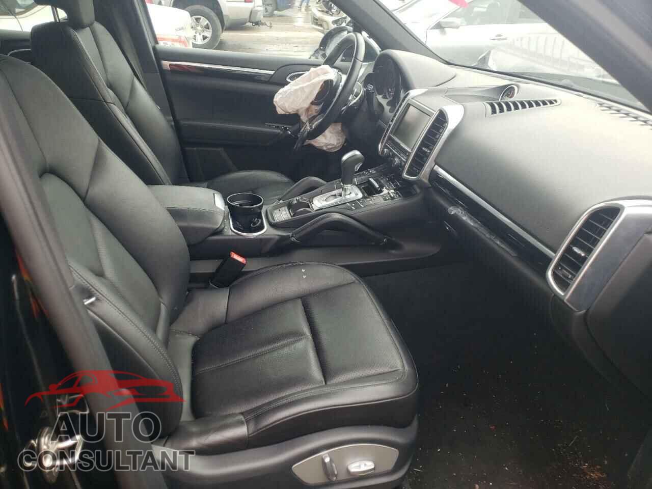 PORSCHE CAYENNE 2016 - WP1AA2A2XGKA12666