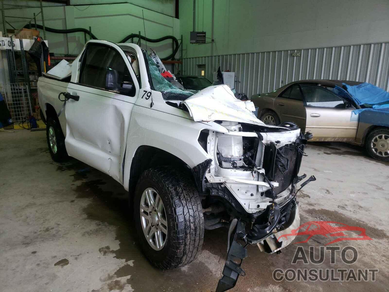 TOYOTA TUNDRA 2017 - 5TFUW5F16HX672225