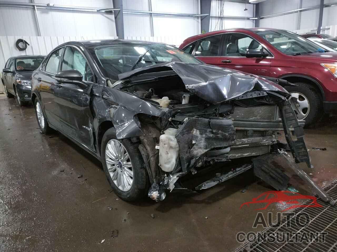 FORD FUSION 2016 - 3FA6P0LU4GR388662