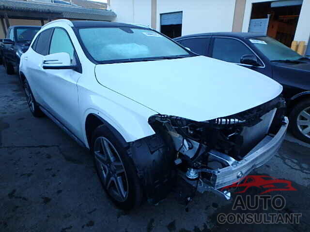 MERCEDES-BENZ GLK250 2015 - WDCTG4GBXFJ088723