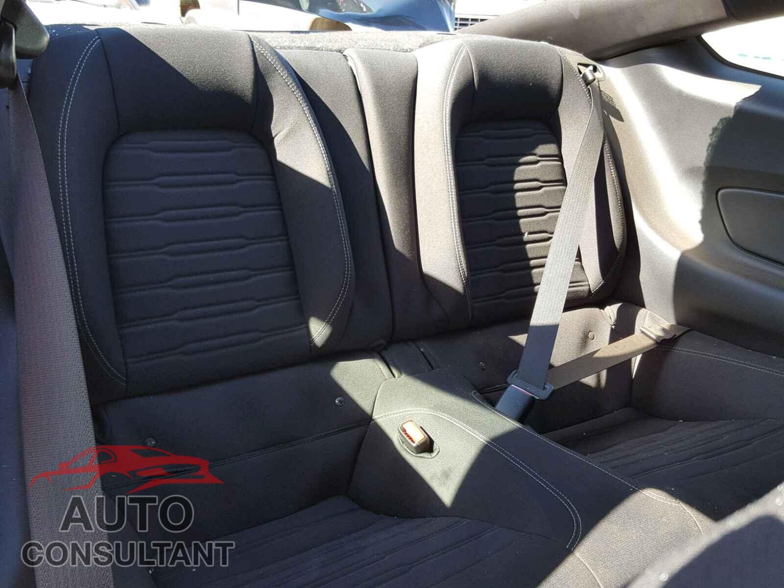 FORD MUSTANG 2017 - 1FA6P8TH4H5220185