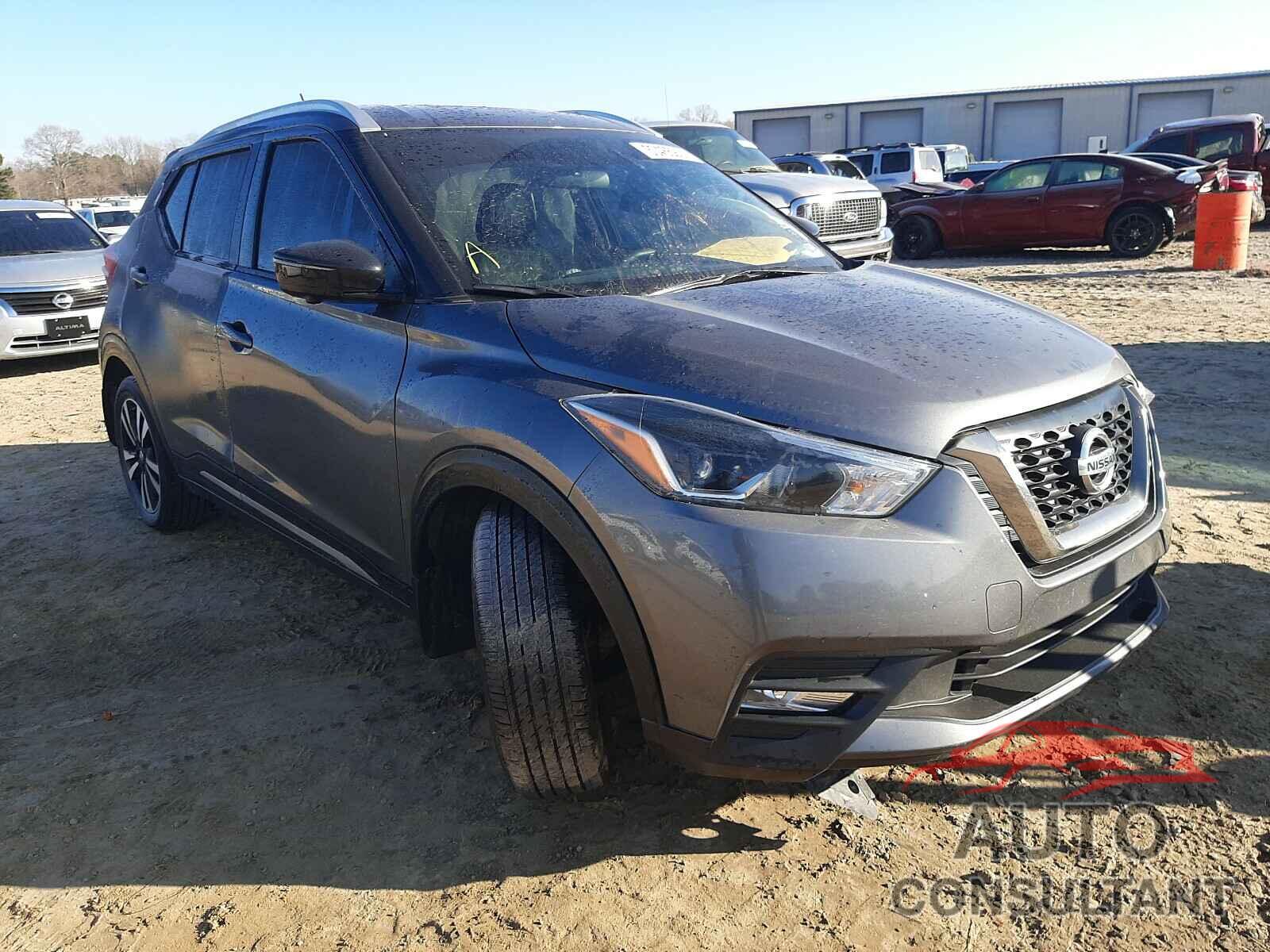 NISSAN KICKS 2019 - 3N1CP5CU4KL520652