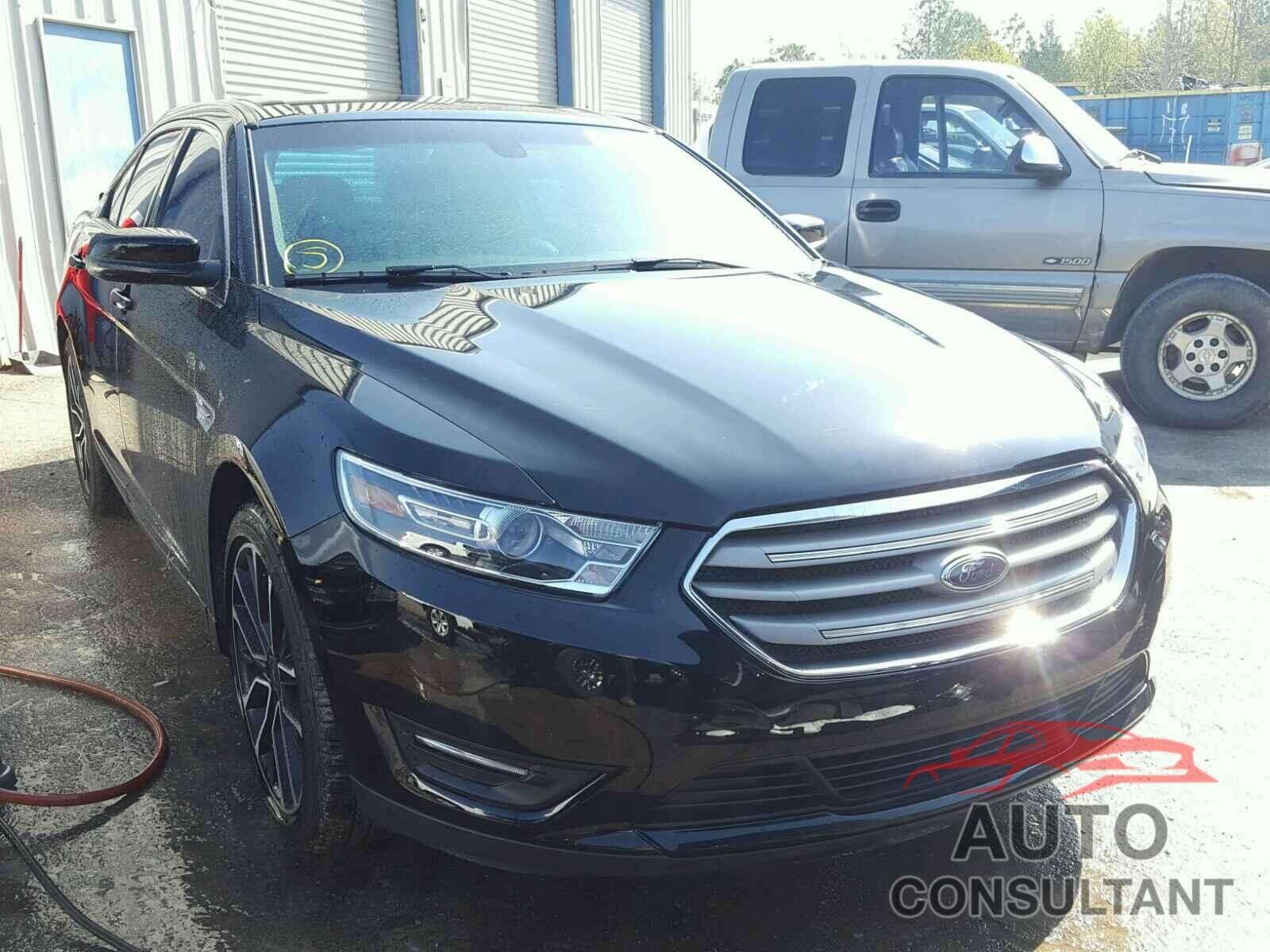 FORD TAURUS 2017 - 1FAHP2E86HG120578