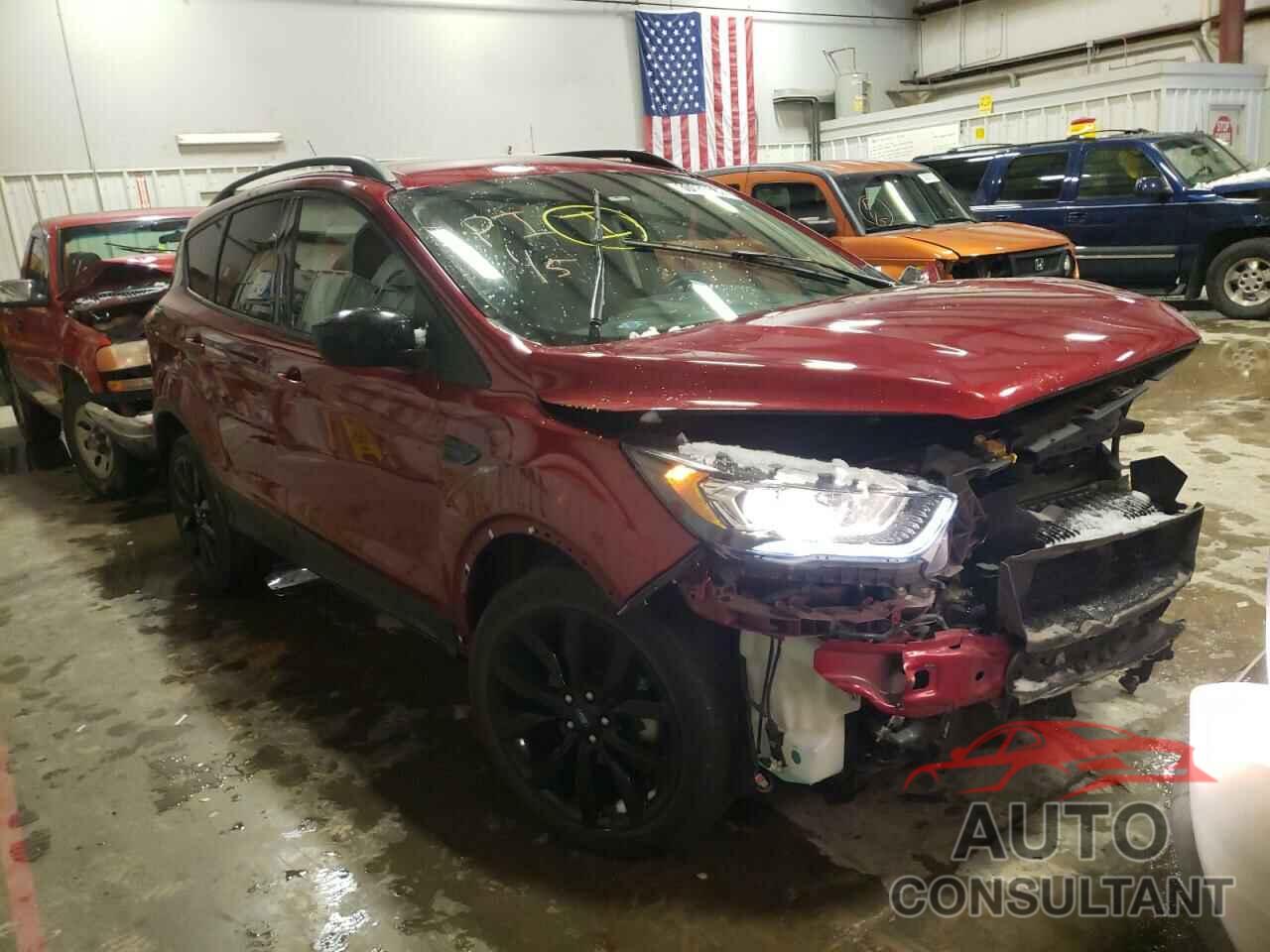 FORD ESCAPE 2018 - 1FMCU0GD0JUC70281