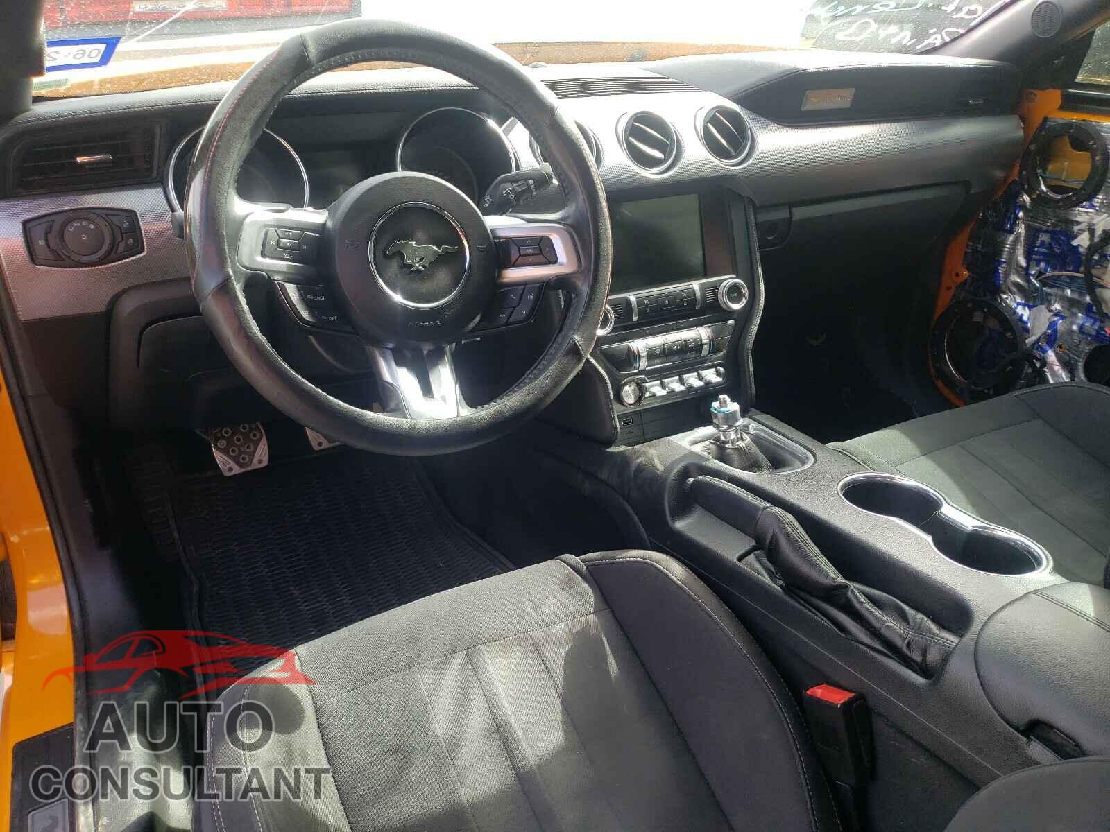 FORD MUSTANG 2018 - 1FA6P8CF6J5162990